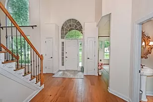 906 Big Bear Ct, Adams Township, PA 15044 - Photo 5