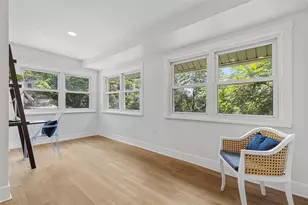 8952 Eastwood Rd, Pittsburgh, PA 15235 - Photo 9