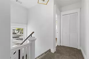 8952 Eastwood Rd, Pittsburgh, PA 15235 - Photo 13