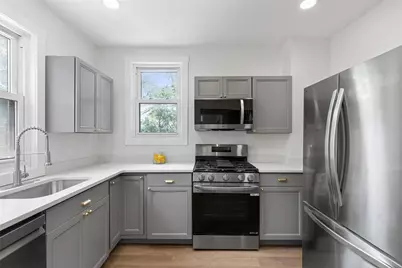 8952 Eastwood Rd, Pittsburgh, PA 15235 - Photo 11