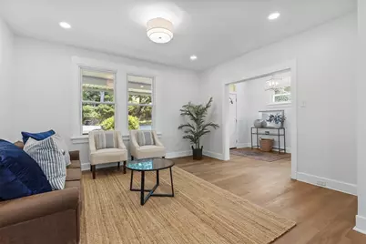 8952 Eastwood Rd, Pittsburgh, PA 15235 - Photo 5