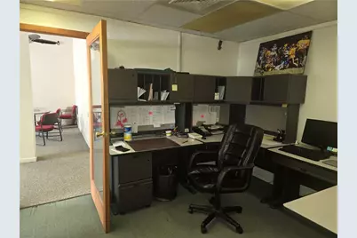 2013 Noble St, Pittsburgh, PA 15218 - Photo 25