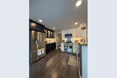 204 Thornberry Cir, Pittsburgh, PA 15234 - Photo 17