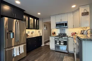 204 Thornberry Cir, Pittsburgh, PA 15234 - Photo 13