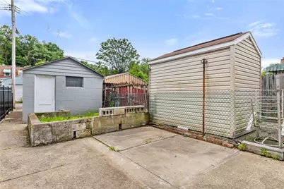 218 Flowers Ave, Pittsburgh, PA 15207 - Photo 31