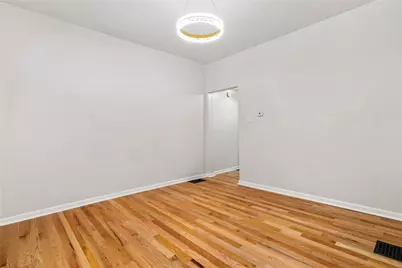 218 Flowers Ave, Pittsburgh, PA 15207 - Photo 5