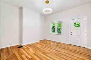 218 Flowers Ave, Pittsburgh, PA 15207 - Photo 7