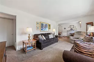 2122 Elizabeth Ct, Murrysville, PA 15632 - Photo 5