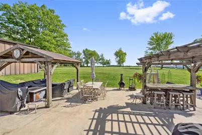 2834 Washington Blvd, Liberty Boro, PA 15133 - Photo 13