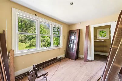 920 Washington, South Strabane, PA 15301 - Photo 13
