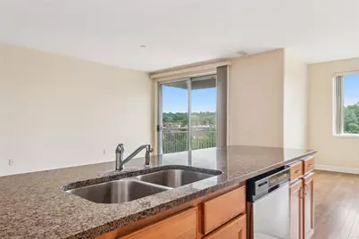 5570 Centre Ave #306, Pittsburgh, PA 15232 - Photo 5