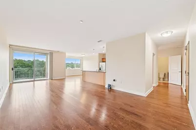 5570 Centre Ave #306, Pittsburgh, PA 15232 - Photo 11