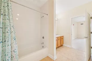 5570 Centre Ave, Pittsburgh, PA 15232 - Photo 21