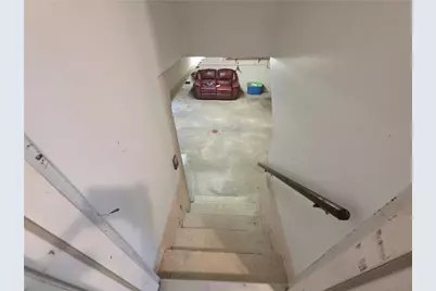 106 Larchwood Dr, Wilkins Township, PA 15145 - Photo 21