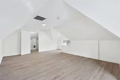 2 Elmont St, Pittsburgh, PA 15205 - Photo 27