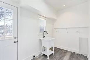 2 Elmont St, Pittsburgh, PA 15205 - Photo 13