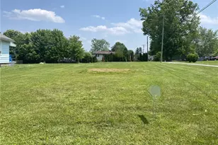 331 S 9th St, Sharpsville, PA 16150 - Photo 1