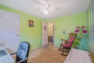 3804 Cynthia Dr, Pittsburgh, PA 15227 - Photo 29