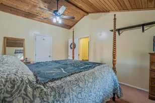 3804 Cynthia Dr, Pittsburgh, PA 15227 - Photo 27