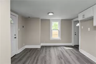 213 Highland Ave, Pitcairn, PA 15140 - Photo 9