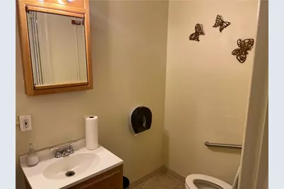 3884 East St, Observatory Hill, PA 15214 - Photo 23