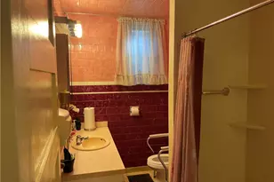 3884 East St, Observatory Hill, PA 15214 - Photo 9