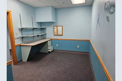 1385 Washington Rd, South Strabane, PA 15301 - Photo 11