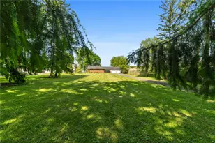 10756 Aldina Dr, Conneaut Lake, PA 16316 - Photo 5