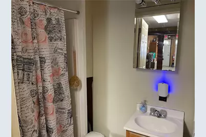 3884 East St, Observatory Hill, PA 15214 - Photo 17