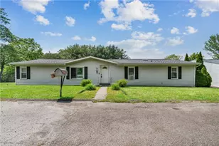 4041 Second St, Hempfield Township, PA 15642 - Photo 1