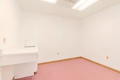 1027 W Main St, Mount Pleasant Township, PA 15666 - Photo 21