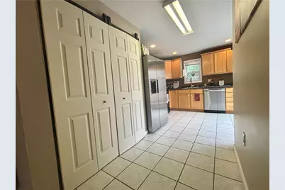 2513 Larkins Way, Pittsburgh, PA 15203 - Photo 11