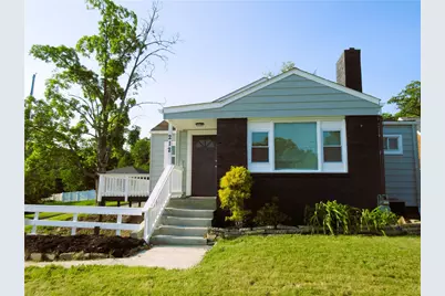 212 Evans Dr, Ellwood City, PA 16117 - Photo 1