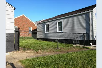 212 Evans Dr, Ellwood City, PA 16117 - Photo 23