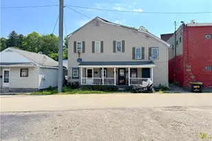 57 Connellsville St, Dunbar, PA 15431 - Photo 9