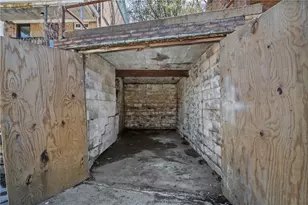 1339 Romanhoff St, Spring Hill, PA 15212 - Photo 29