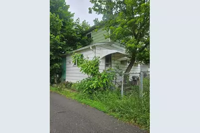 340 S Chestnut St, Butler, PA 16001 - Photo 1