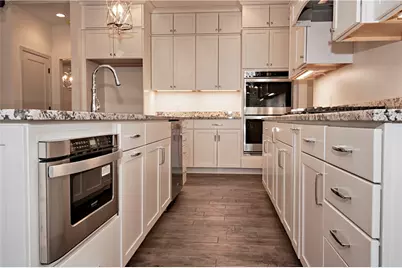 1033 Skyline Dr, Cecil, PA 15317 - Photo 7