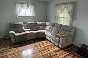 521 McClure, Sharon, PA 16146 - Photo 5