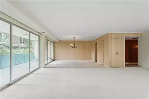 5048 Fifth Ave, Pittsburgh, PA 15232 - Photo 13