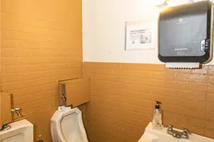 151 Margaret St, Pittsburgh, PA 15210 - Photo 19