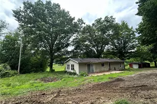 22 Howes Ln, Deemston Boro, PA 15333 - Photo 3