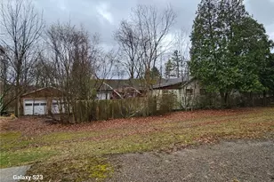 1212 Gravel Bar Rd, Parks Township, PA 15690 - Photo 1