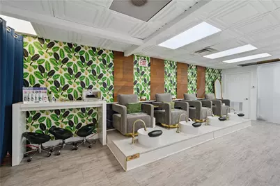 609 Washington Ave, Bridgeville, PA 15017 - Photo 9