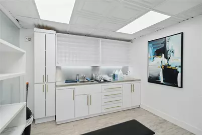 609 Washington Ave, Bridgeville, PA 15017 - Photo 11