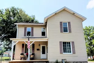 323 E 2nd St, Derry Boro, PA 15627 - Photo 1