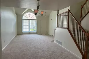 607 Crestview Ln, Lower Burrell, PA 15068 - Photo 11