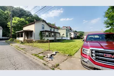 58 Elm St, Harrison Township, PA 15065 - Photo 1