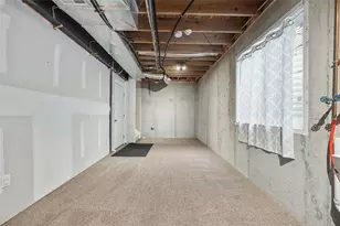 1001 Raymond Dr, North Fayette, PA 15071 - Photo 27