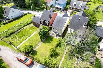 435 Walde St, Pittsburgh, PA 15210 - Photo 9